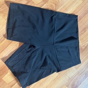 lululemon align spandex shorts high rise size 4, 6 inches